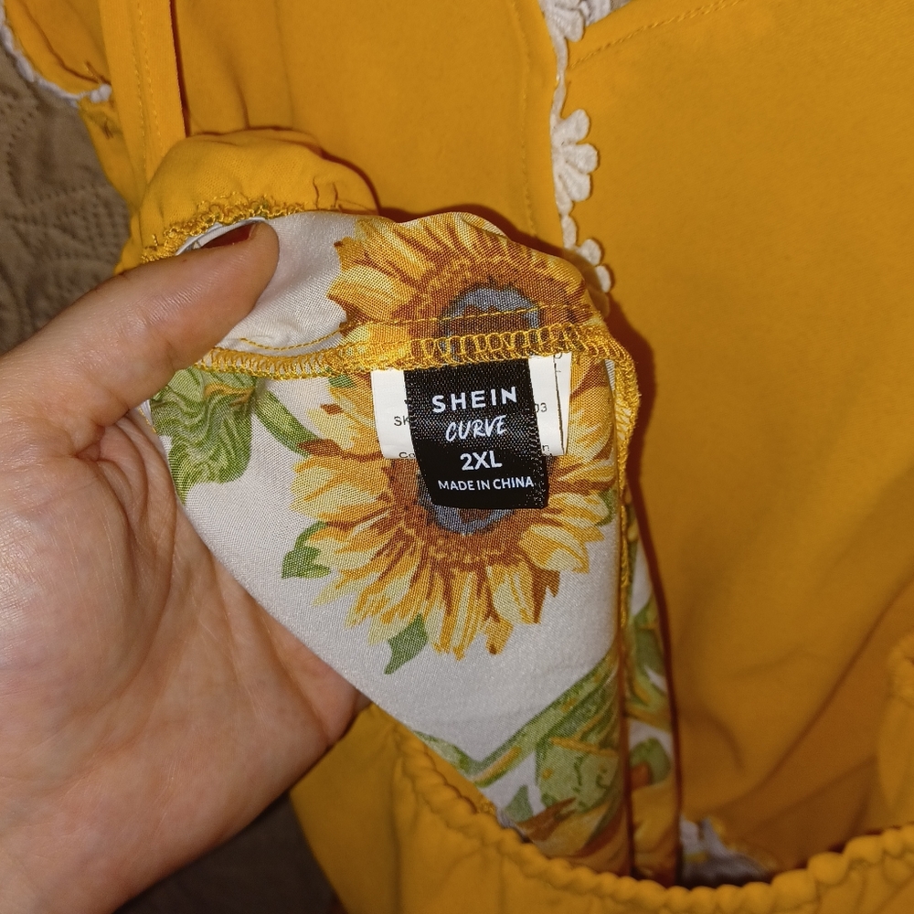 Romper - Picture 2 of 3